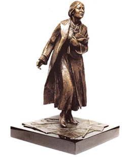 sylvia statue